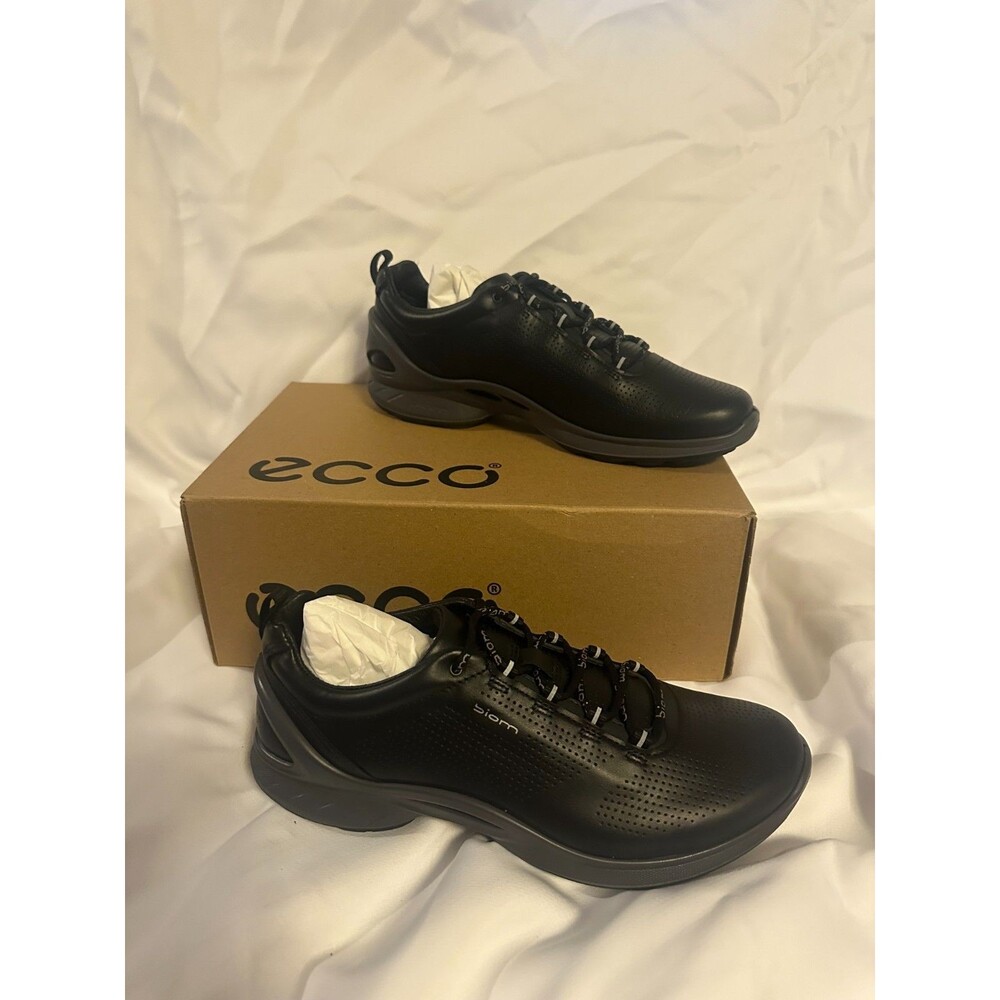 New In Box Ecco Woman Biom Fjuel Train Oxford Tennis Shoes Size 8-8.5 Black